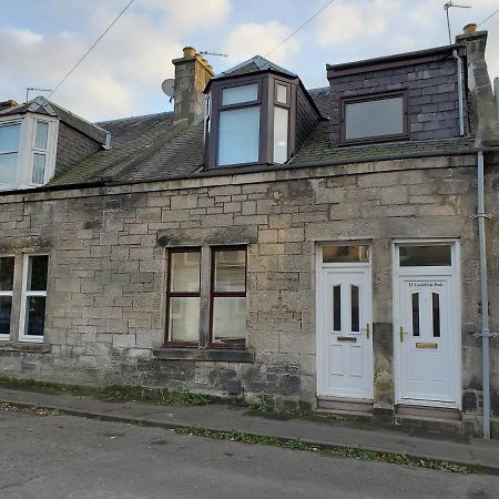 Carvetii - Mayhaven House - Tranquil Cul-De-Sac - 2 Bedrooms, Sleeps 4 Guests Dunfermline Extérieur photo